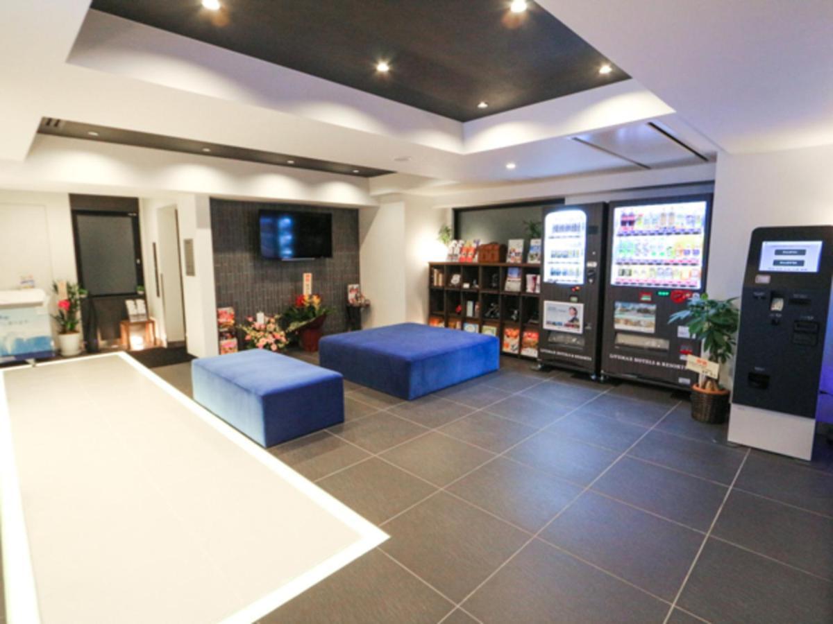 Livemax Tokyo-otsuka Ekimae Tokio